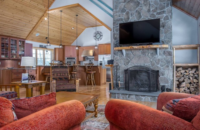 Timberline Lodge | 5 Bed, 4.5 Bath