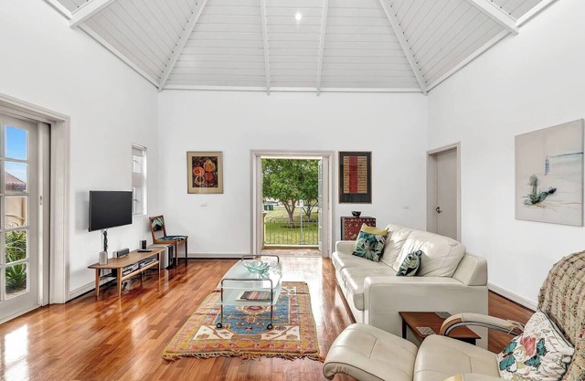 Time and Tide Hideaway A Spacious Beachside Escape