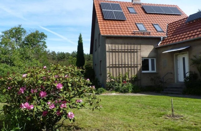 Time-out house Jannowitz with fireplace, sauna and garden in Lower Lusatia