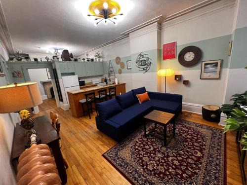 Timeless Comfort, Downtown Living, Apt#2 at the Inglis Heritage