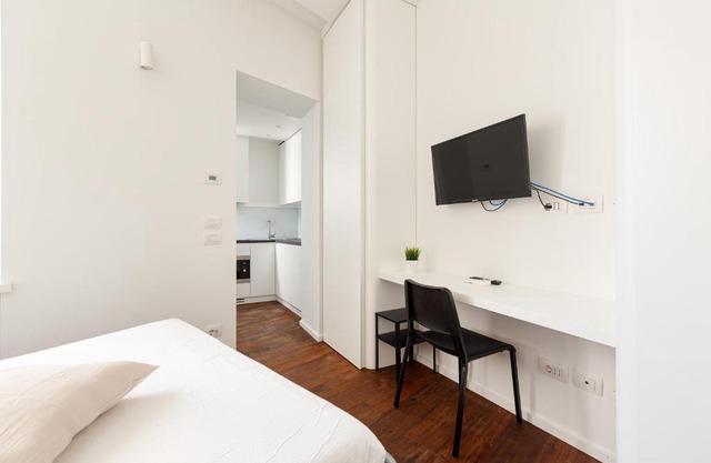 Tiny Apt near Central Station