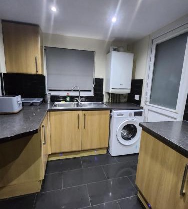 Tms 3bdr Comfy house! Tilbury!