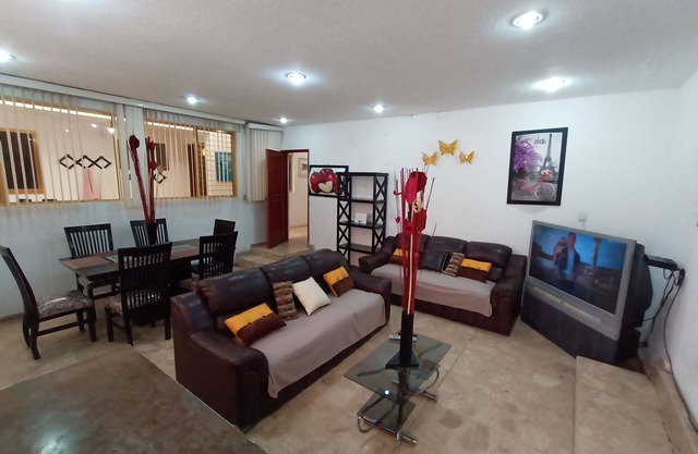 Toluca Centrica House