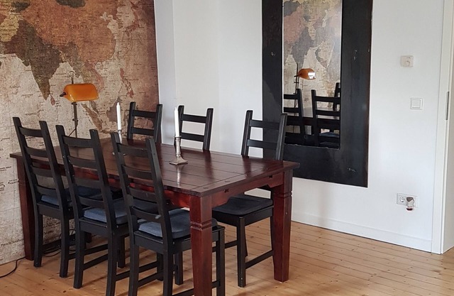 Top 3 rooms, quiet, spacious, close to the center, 4 bikes, parking no problem