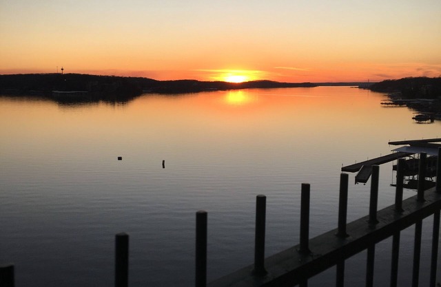 Top Floor, Penthouse Location, Great Main Channel View, Close to Bagnell Dam