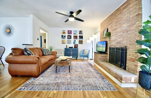 Top-Rated Bungalow in Tech Terrace Prime Location Near Texas Tech & JB Coffee!