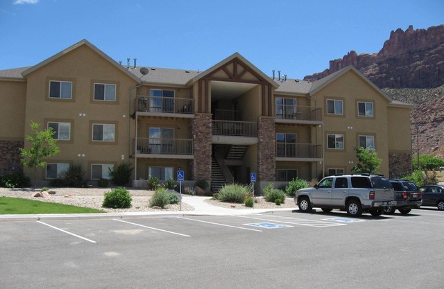 Top Reviews, Popular Modern Condo, Pool & Hot tub, Great Value in Moab