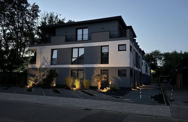 *TOP* Upscale studio apartment with kitchen