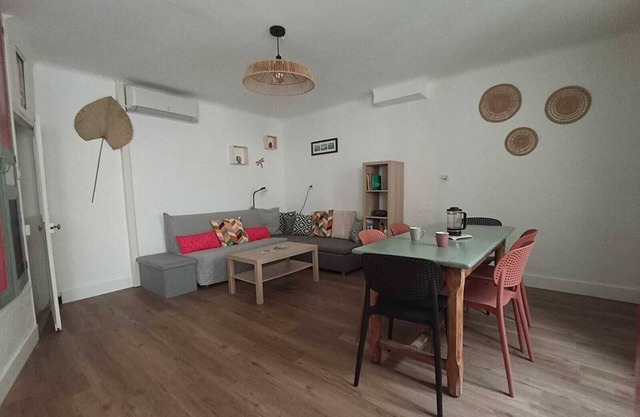 Town center house, quiet and cozy