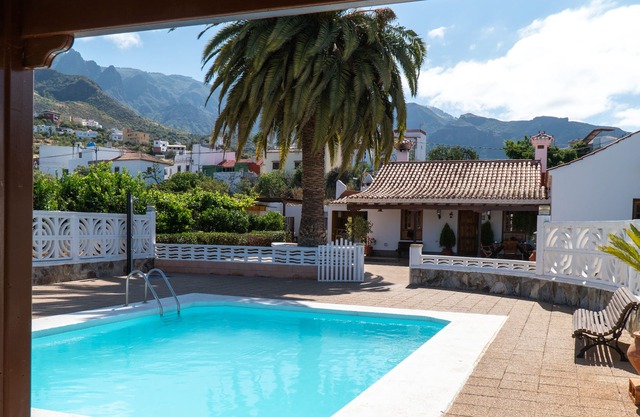 Traditional Canarian house with private pool in Vegas Valsequillo