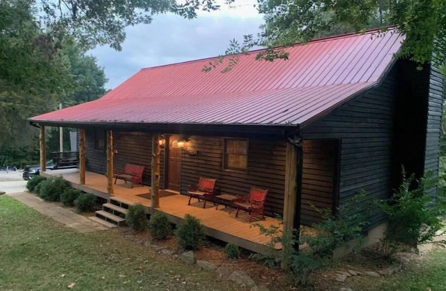 Tranquil Cabin on Barren River Lake