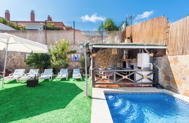 Tranquil Home Short Drive from Main Attractions with Pool, Terrace, Garden