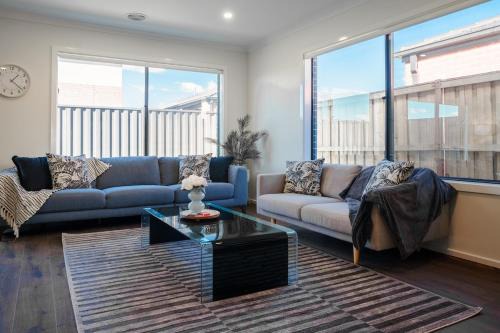 Tranquil Truganina Escape