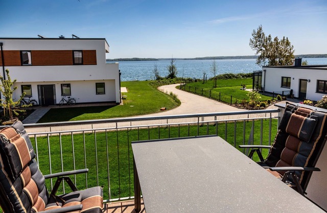 Traumhaftes Appartment mit Seeblick, Sauna, Kamin, Dachterrasse und Stadtnähe