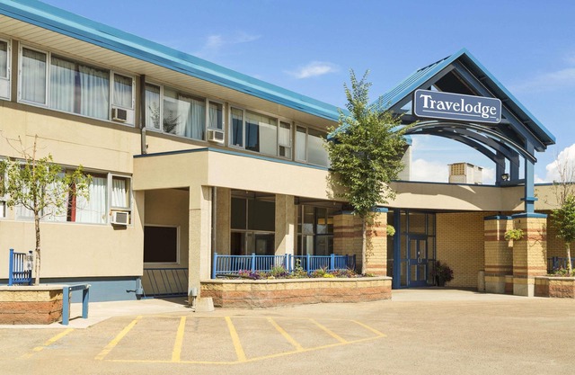 Travelodge by Wyndham Edmonton East