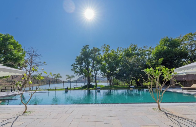 Tree of Life Amara Resorts & Spa Udaipur