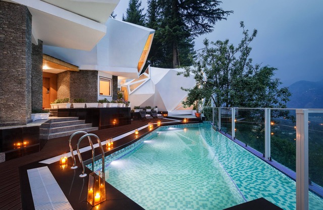 Tree of Life Eila Art Hotel