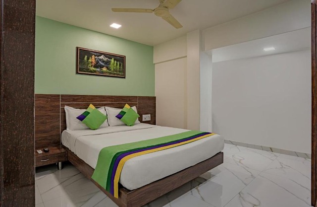 Treebo Atithi Inn Malad