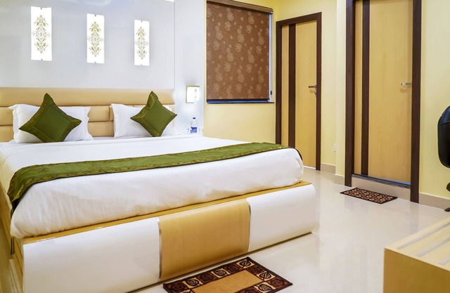 Treebo Oasis, Laxmisagar