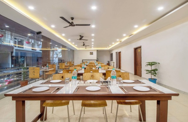 Treebo Prayag Palace