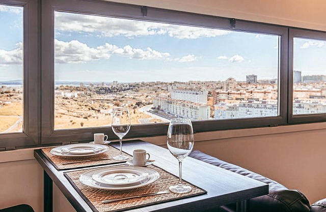 Trendy Apartment River View By Gthouse