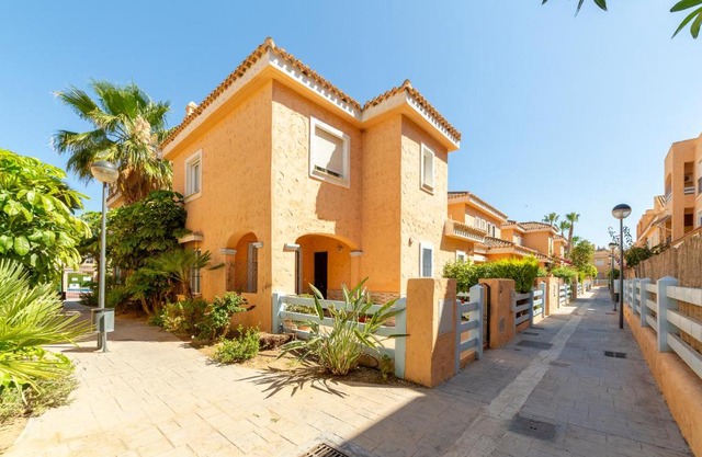 TrendyHomes Vera Playa