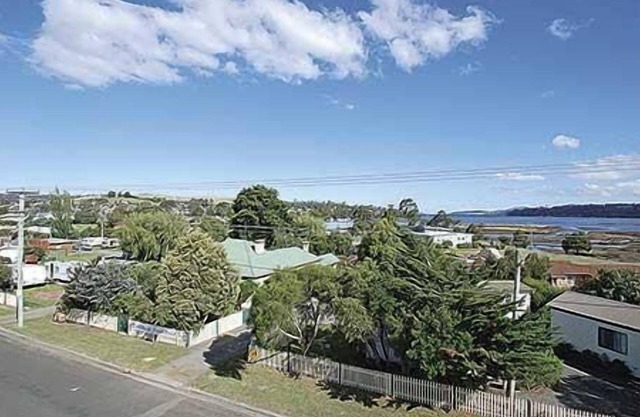 Triabunna Cabin and Caravan Park