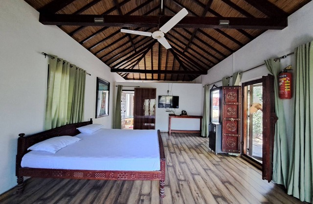 Tribal cottages 30 min from Udaipur