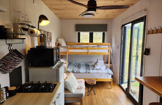 Tribunk + 1Bath Tiny Home in Mountains "Bluebird"