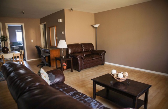 Trierschield Apartments - Downtown Sitka