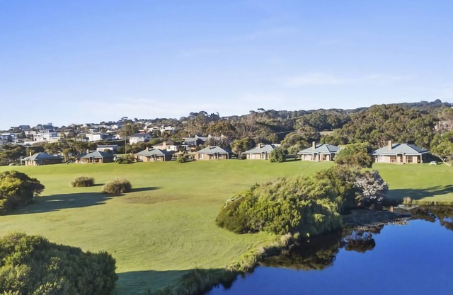 Triplet Cottage #8 - Marengo