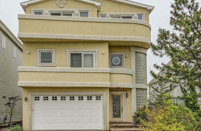 True Beachfront, Oceanview, Luxury Home with Elevator!