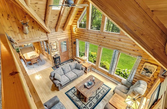True Log Cabin in the Heart of Poconos with HOT TUB and MOVIE THEATER
