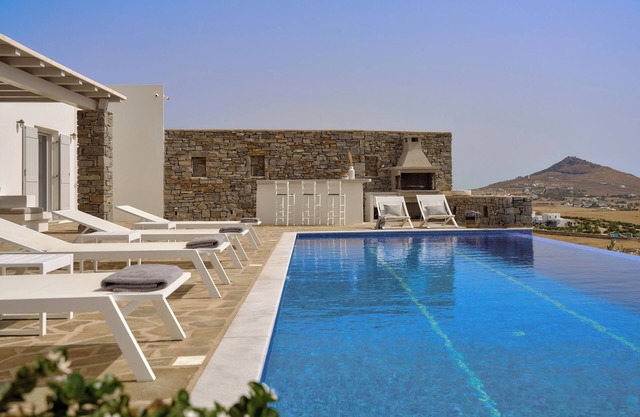 TrueDream Villa, a Mythical SeaView Escape