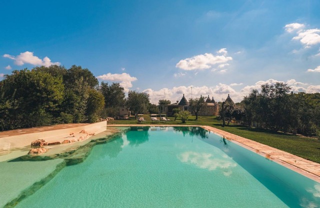 Trulli Tra Pietre Full: Luxury Trulli with Private Pool, Pet Friendly