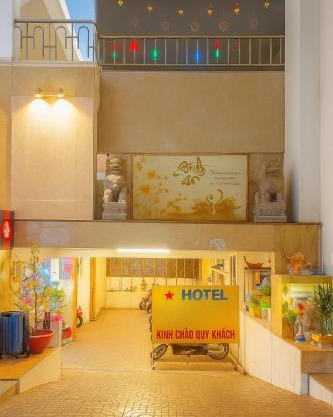 Trung Bảo Hotel