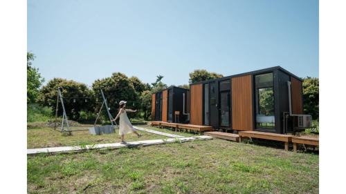 Tsinghua 2 Tiny Home by Tiny Away