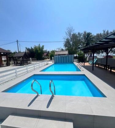 TTS Staycation Chalet