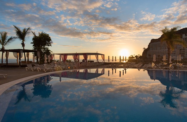 TUI BLUE Suite Princess - Adults Only