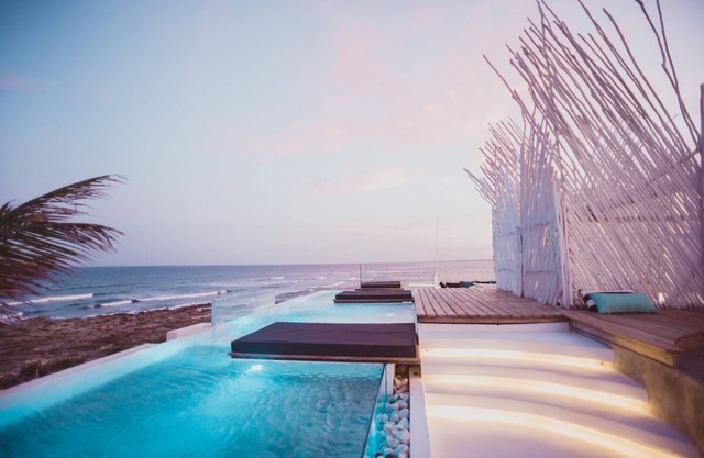 Tulum Beachfront Villa - Weekly discount and staff included!