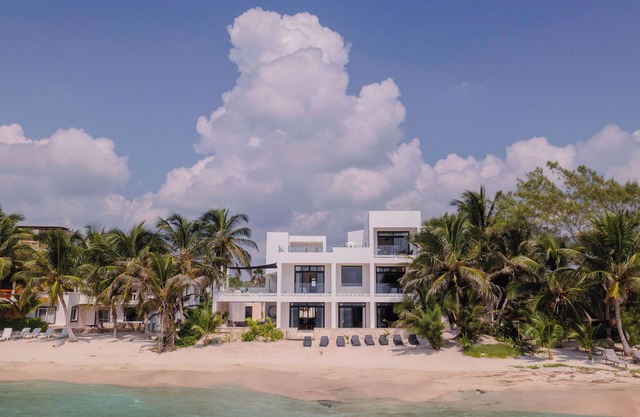 Tulum Seafront Luxury & Freedom! Casa Sagrado Mar