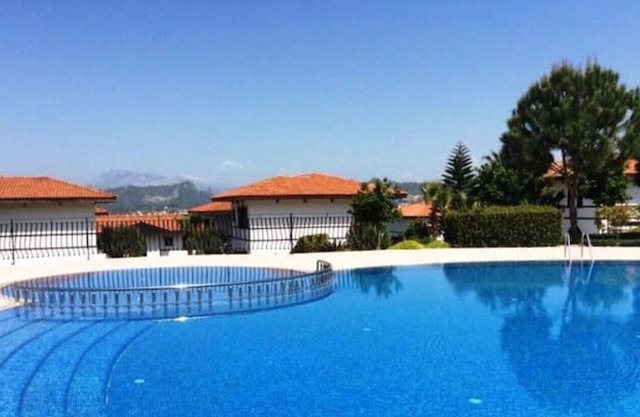 **TURKISH HILLSIDE 2 BED VILLA, BEACHES, GOLF, POOLS, MOUNTAIN VIEWS..!!