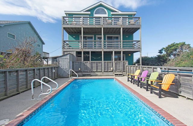 Turtles Roost: Oceanfront, Pool, Spa, Game room