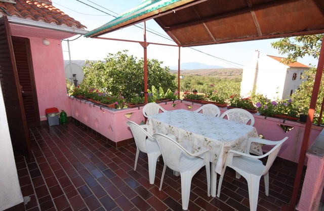 Two bedroom apartment with terrace Stivan, Cres (A-382-a)