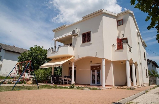 Two bedroom apartment with terrace and sea view Sukošan, Zadar (A-12313-b)