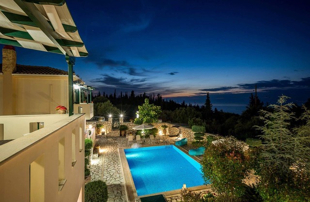 Two Deluxe exclusive pool villas for 4 + 2 close to beaches with wonderful view