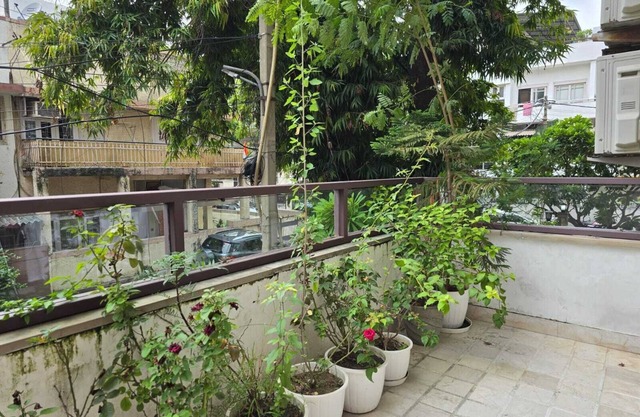 Two Green Park Bed & Breakfast