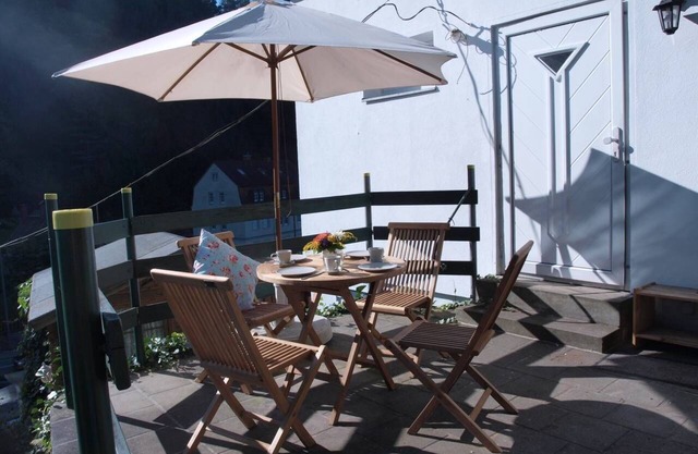 Two-storey house with dishwasher and washing machine