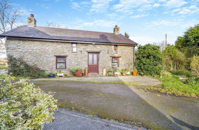 Ty Clyd - Two Bedroom House, Sleeps 4