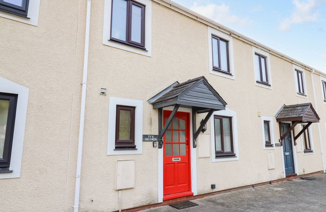 TY'R HEULWEN, family friendly, country holiday cottage in Aberdovey